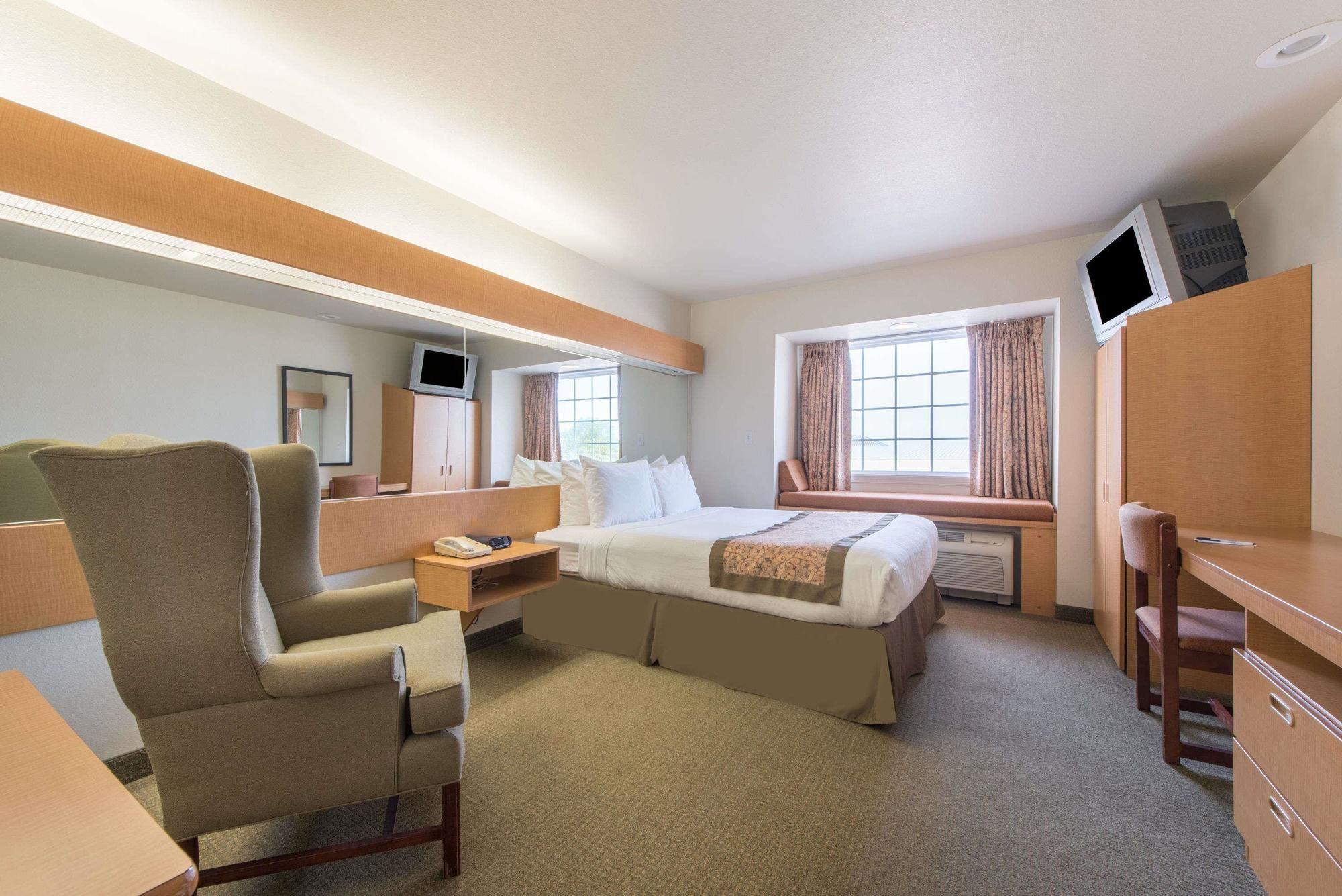 Microtel Inn & Suites By Wyndham Altus Ngoại thất bức ảnh