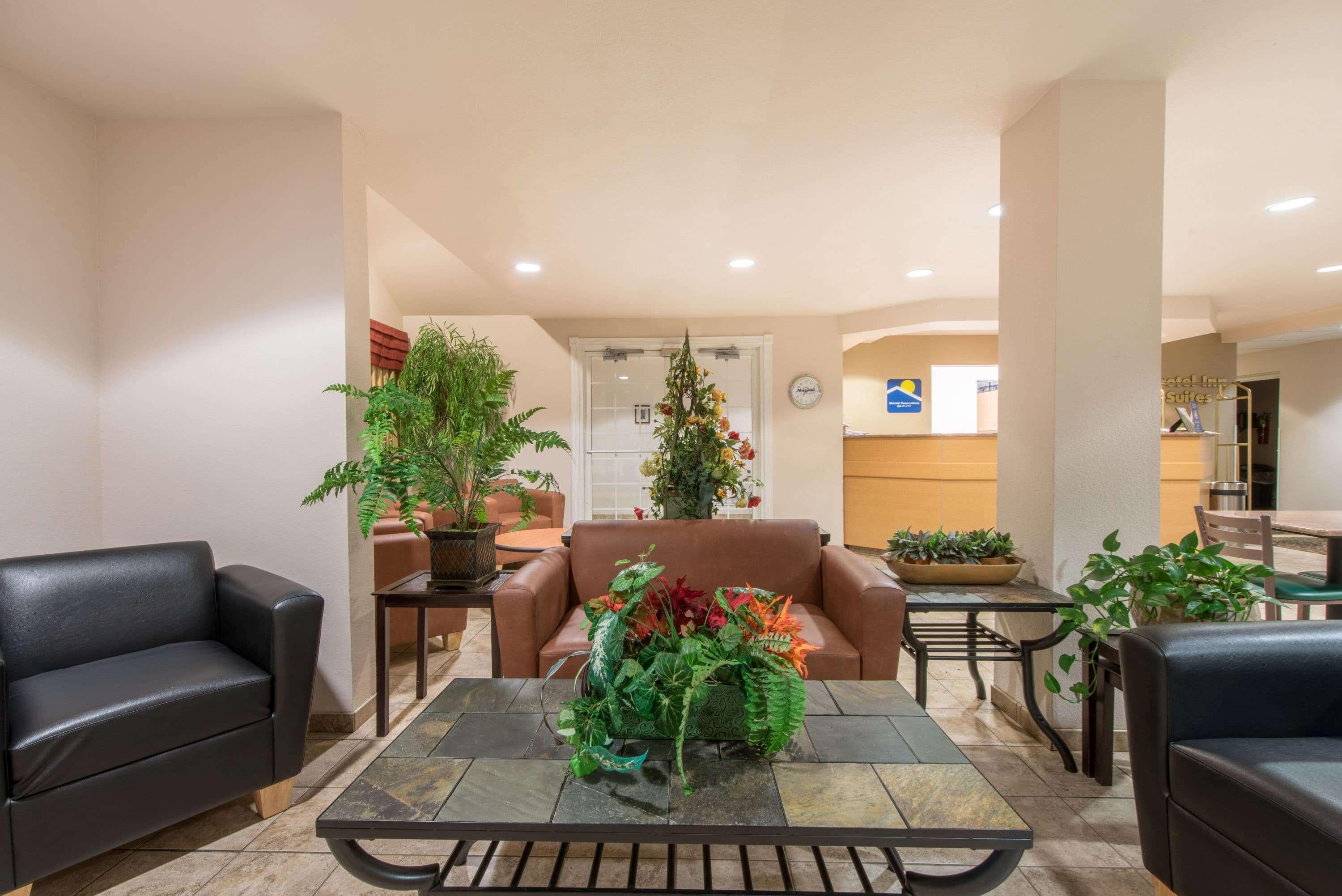Microtel Inn & Suites By Wyndham Altus Ngoại thất bức ảnh